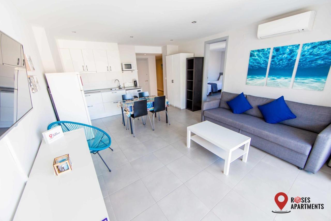 Roses Apartments Ocean 2 Habitaciones Vista Mar Lateral Ngoại thất bức ảnh