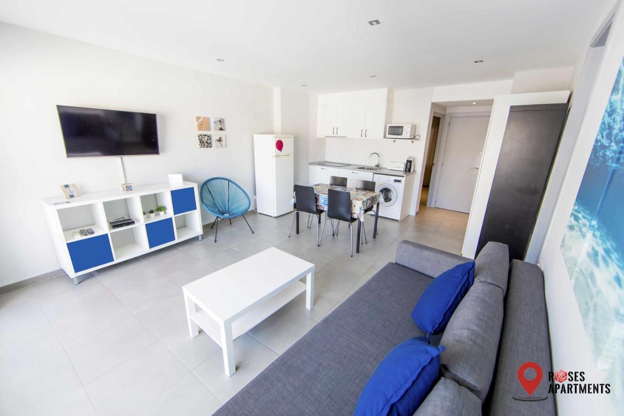 Roses Apartments Ocean 2 Habitaciones Vista Mar Lateral Ngoại thất bức ảnh