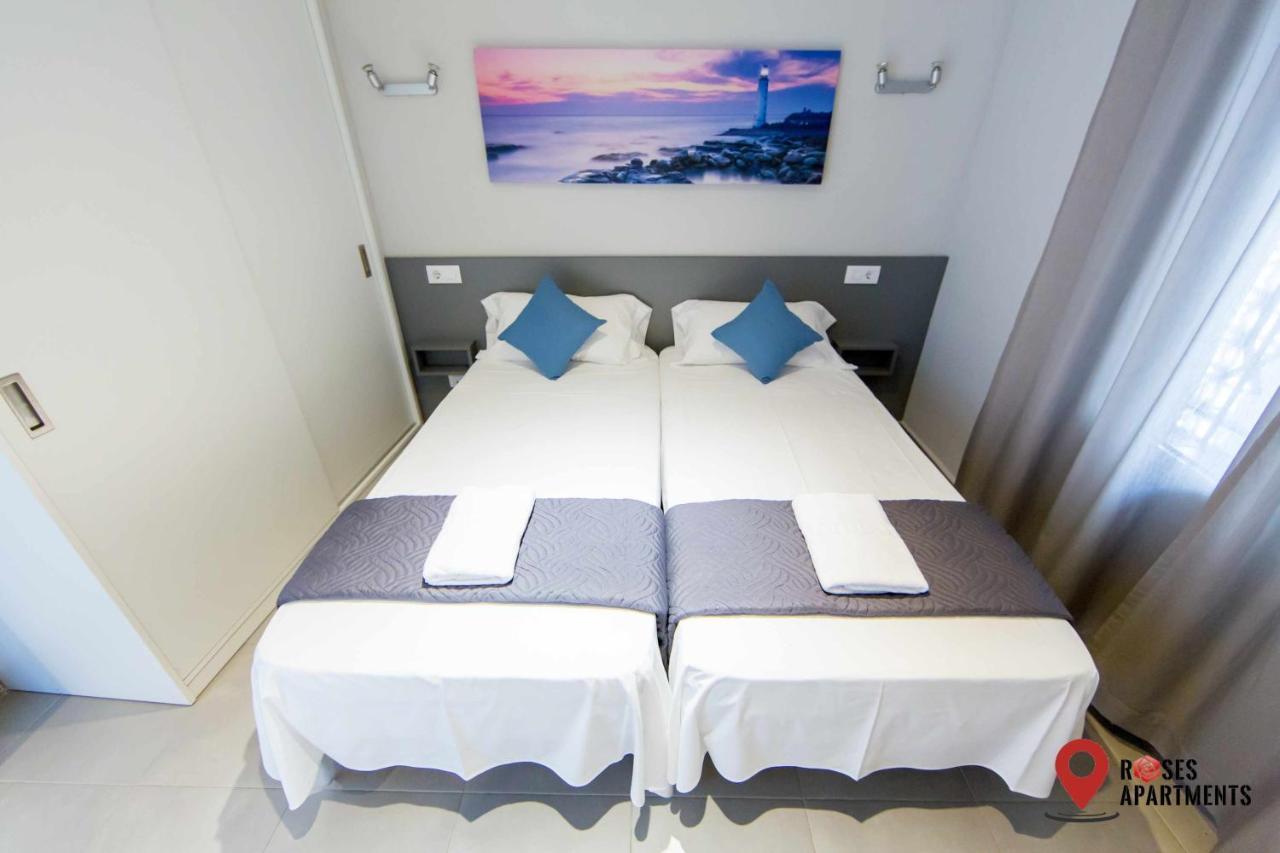 Roses Apartments Ocean 2 Habitaciones Vista Mar Lateral Ngoại thất bức ảnh