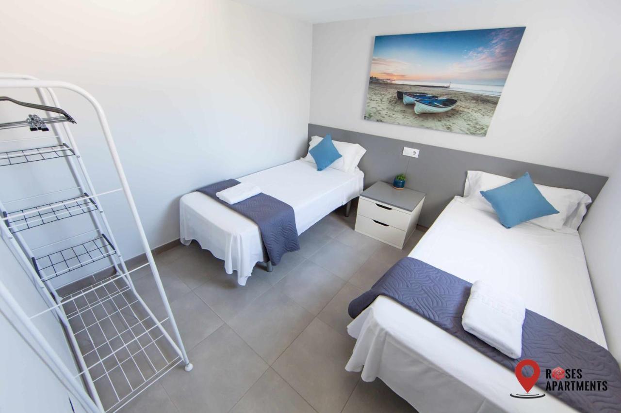 Roses Apartments Ocean 2 Habitaciones Vista Mar Lateral Ngoại thất bức ảnh